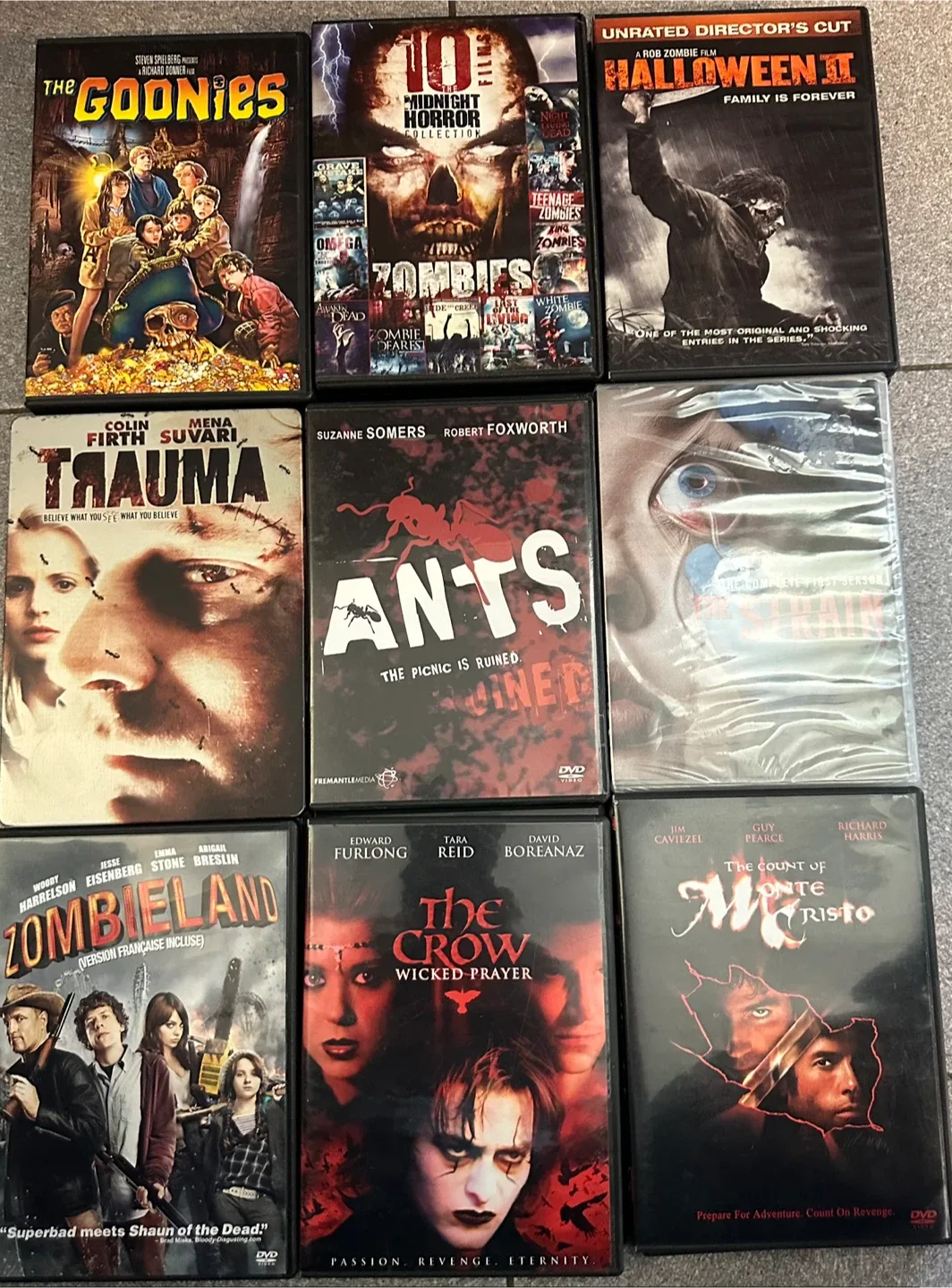 VHS Horror Movie Collection image indicator(9)