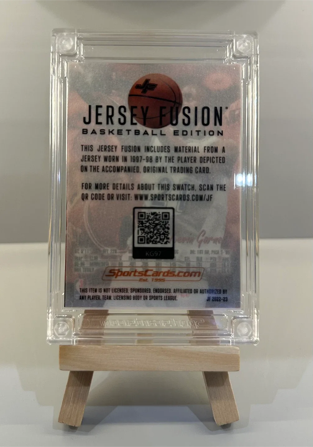 Kevin Garnett Jersey Fusion Basketball Card image indicator(2)