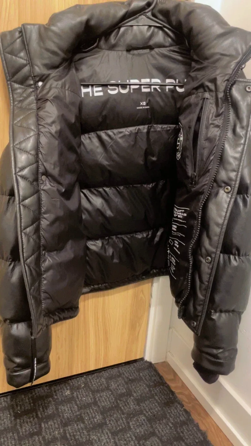 Aritzia The Super Puff Vegan Leather XS image indicator(3)