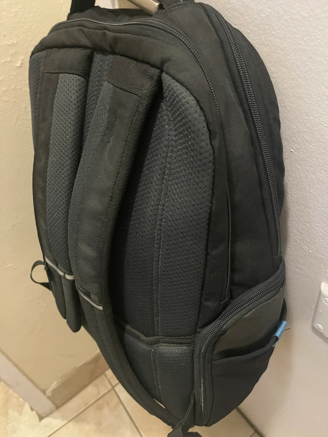 Dell Black Laptop Backpack image indicator(4)