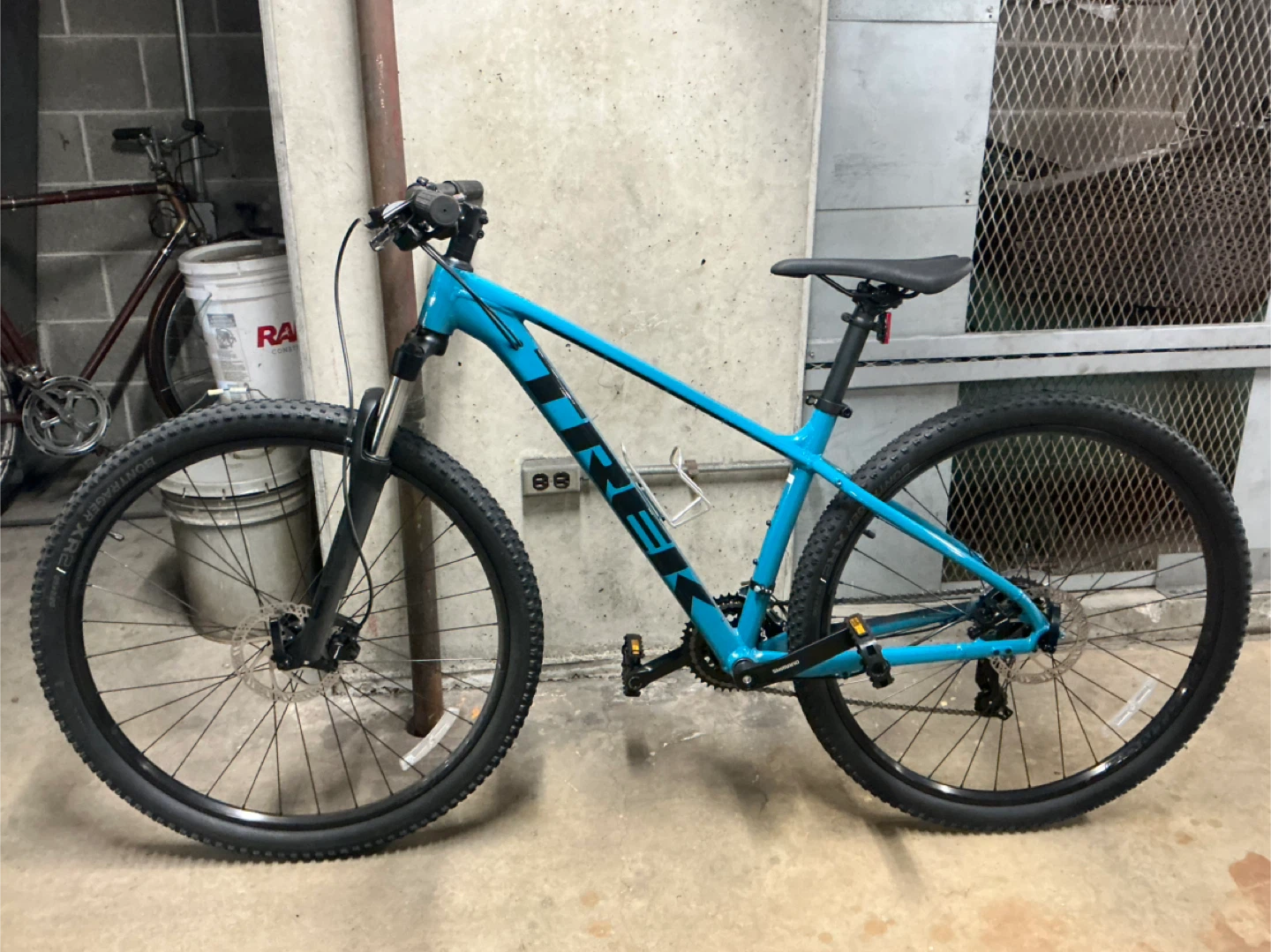 Trek Marlin 5 -21 Speed Men’s Mountain Bike - Blue - photo 2