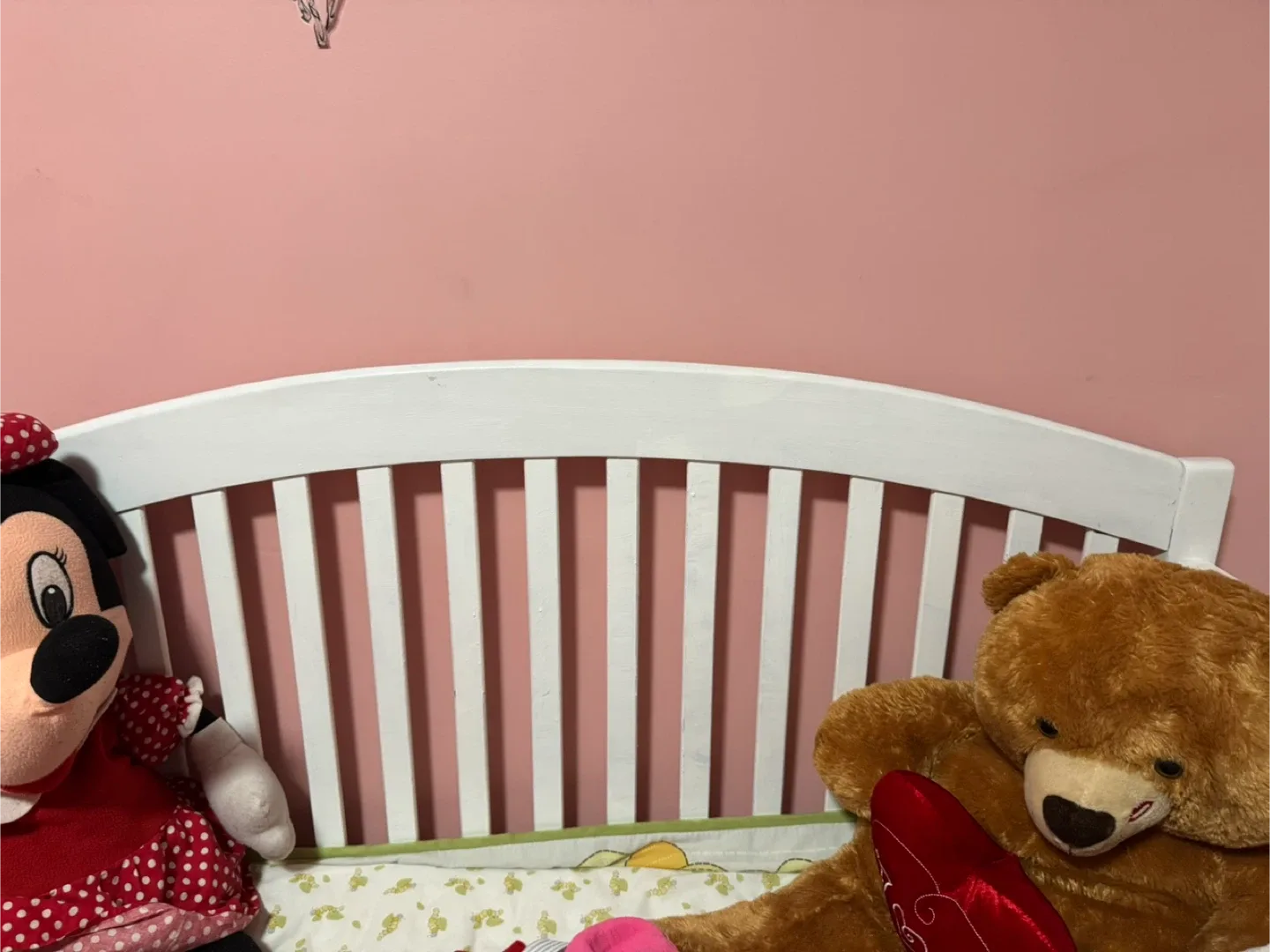 White Baby Crib image indicator(3)