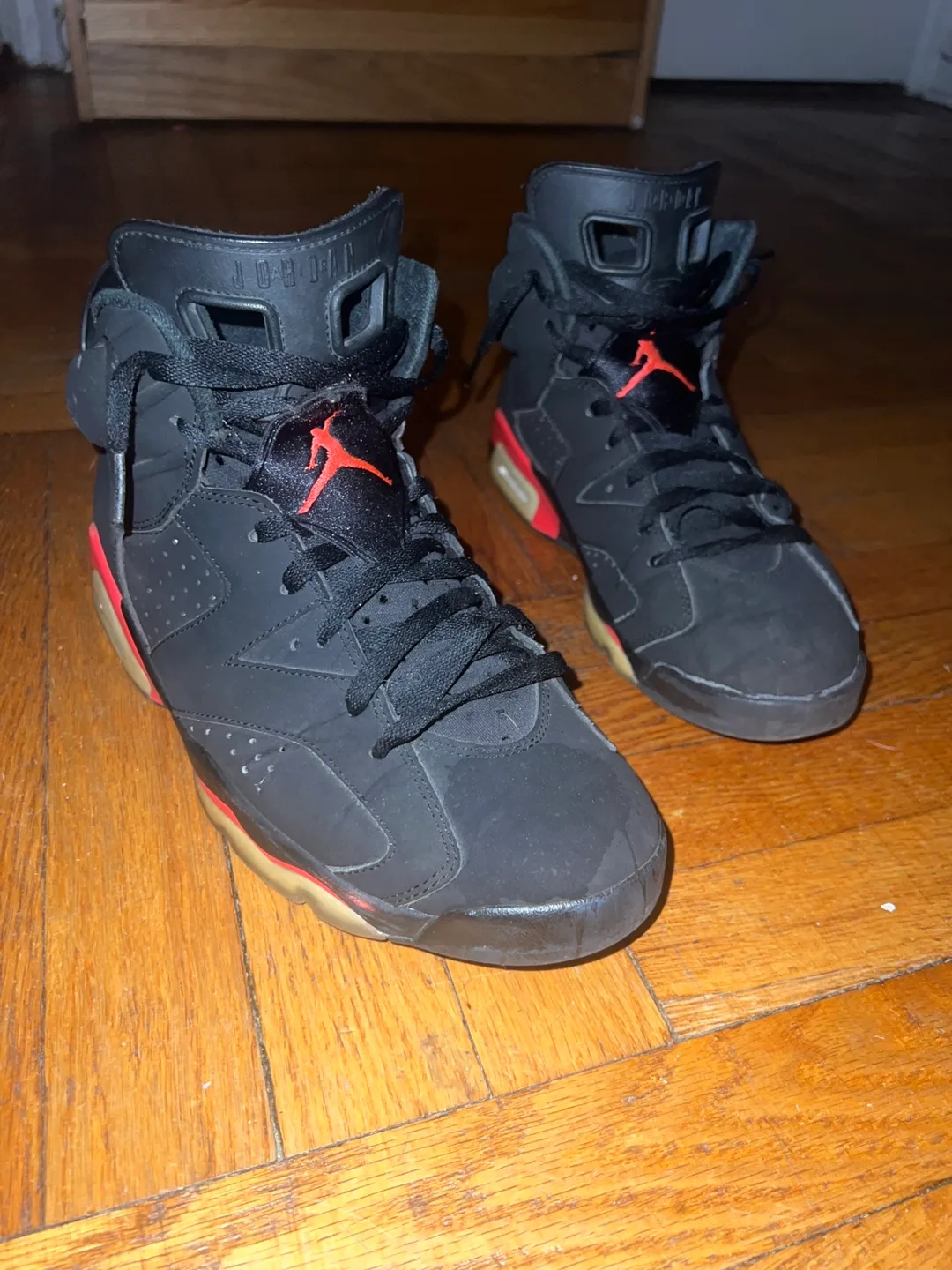 Air Jordan 6 Retro Black Infrared, Size 10 image indicator(2)