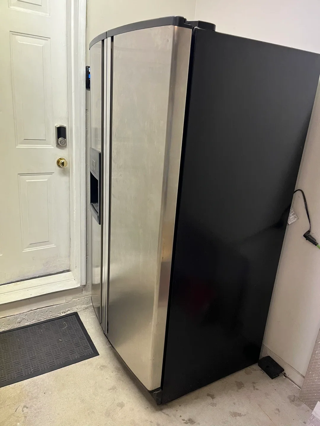 Kitchen Aid Side-by-Side Stainless Steel Refrigerator image indicator(2)