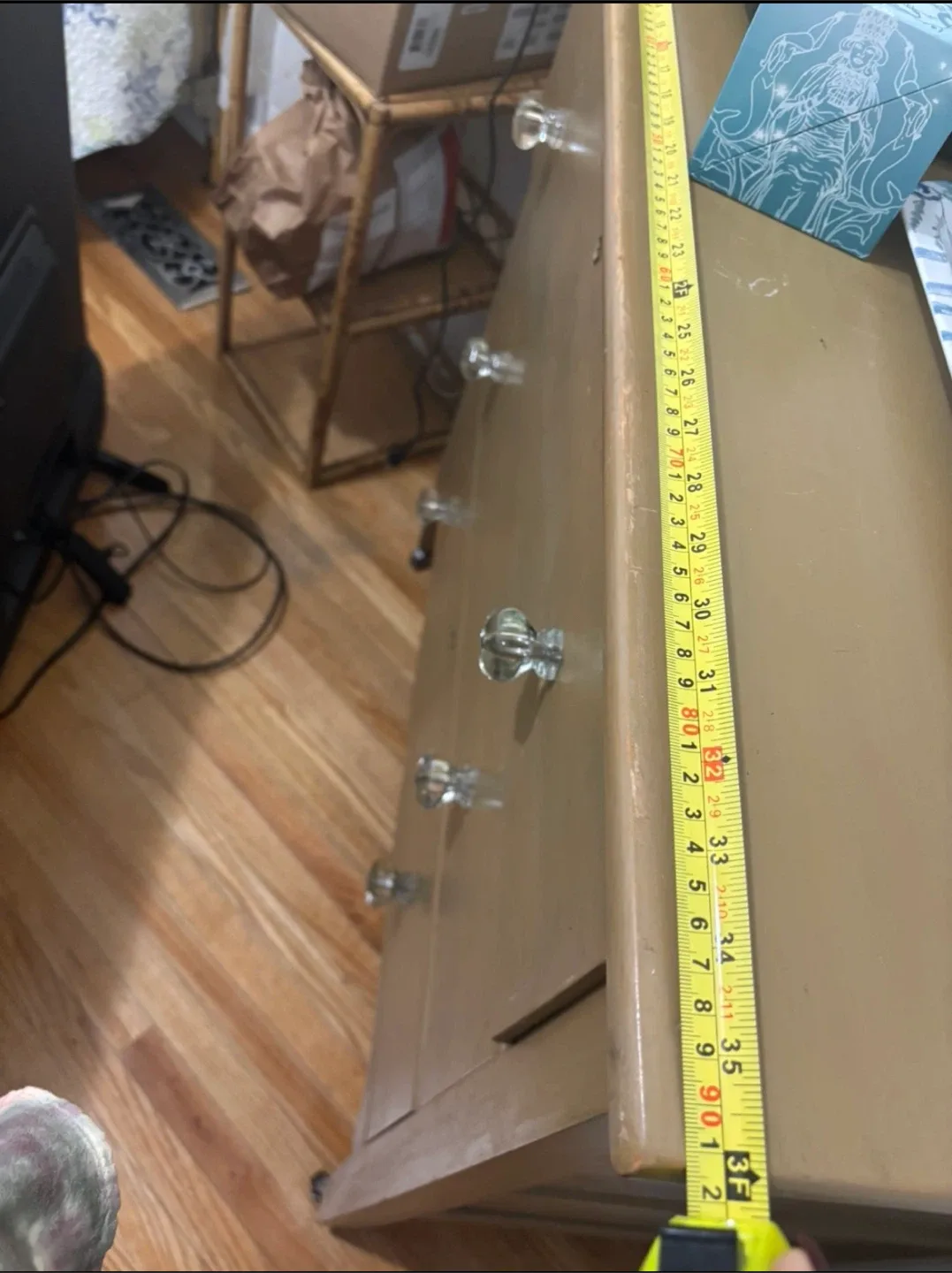 Vintage 3-Drawer Dresser image indicator(2)