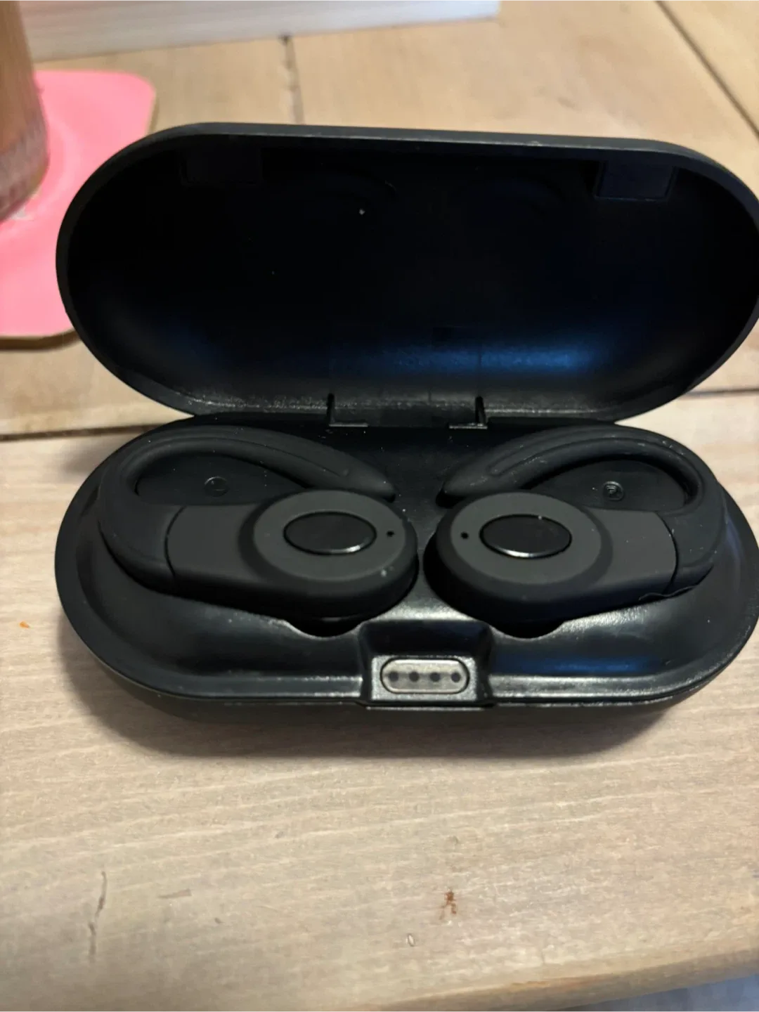Wireless Earbuds image indicator(2)