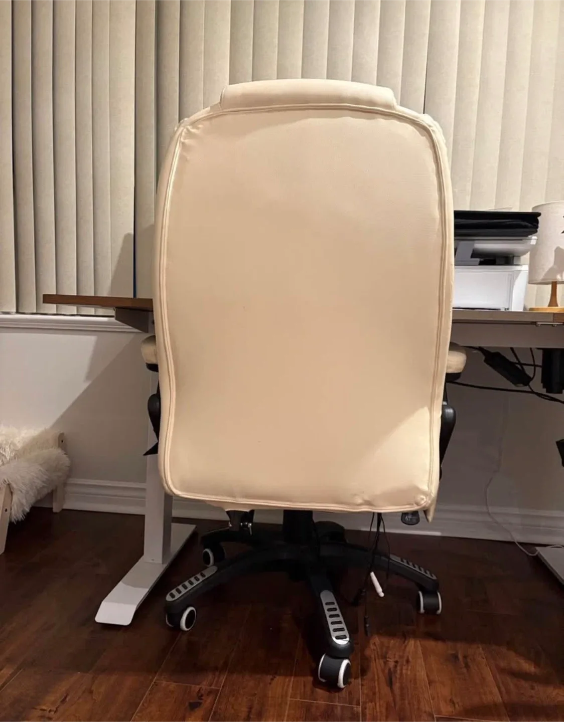 Cream Office Chair image indicator(2)