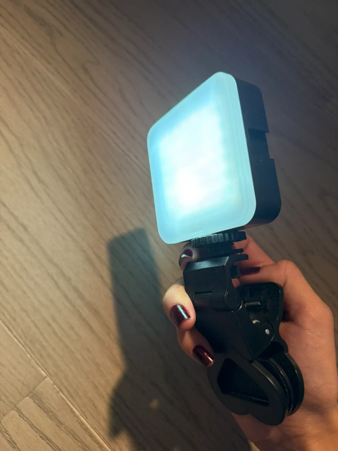 Portable Clip-On LED Video Light thumbnail