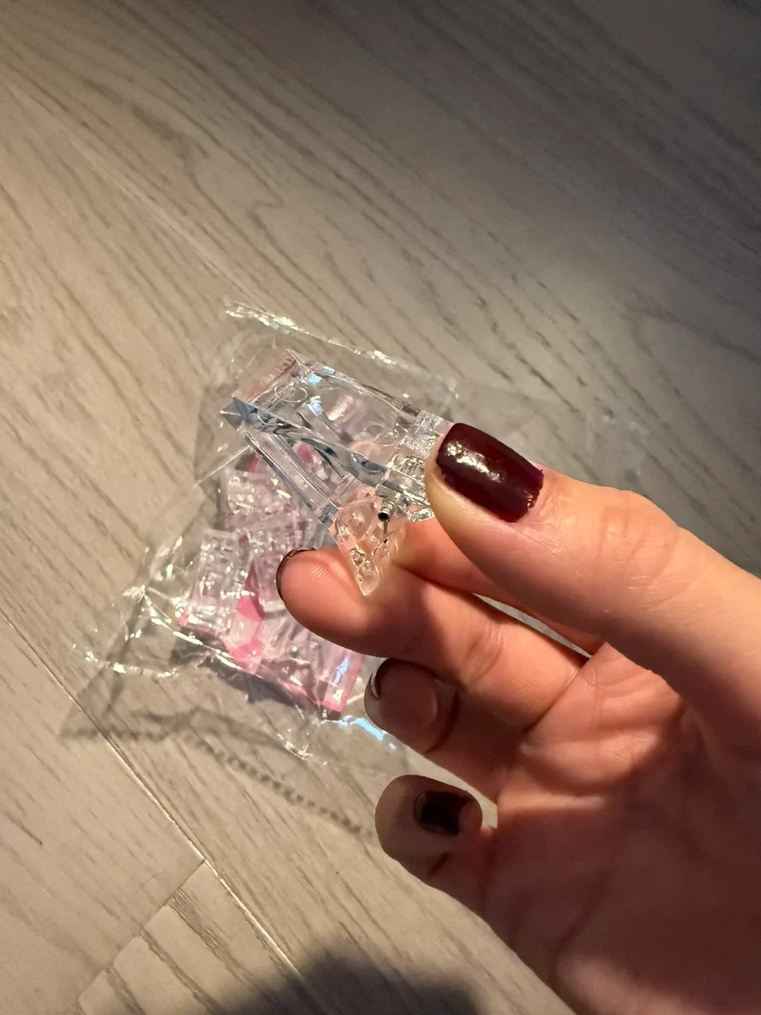 Clear Mini nail Clips image indicator(3)