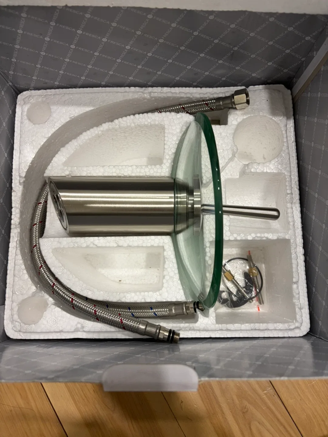 Bathroom Faucet: Fresca Waterfall Glass Faucet - New image indicator(4)