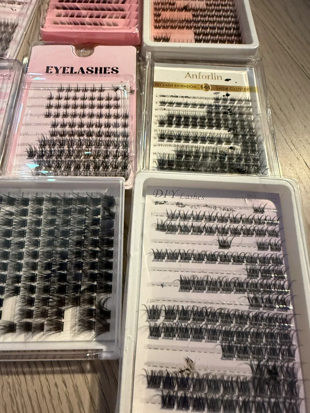 DIY Cluster Lashes image indicator(4)