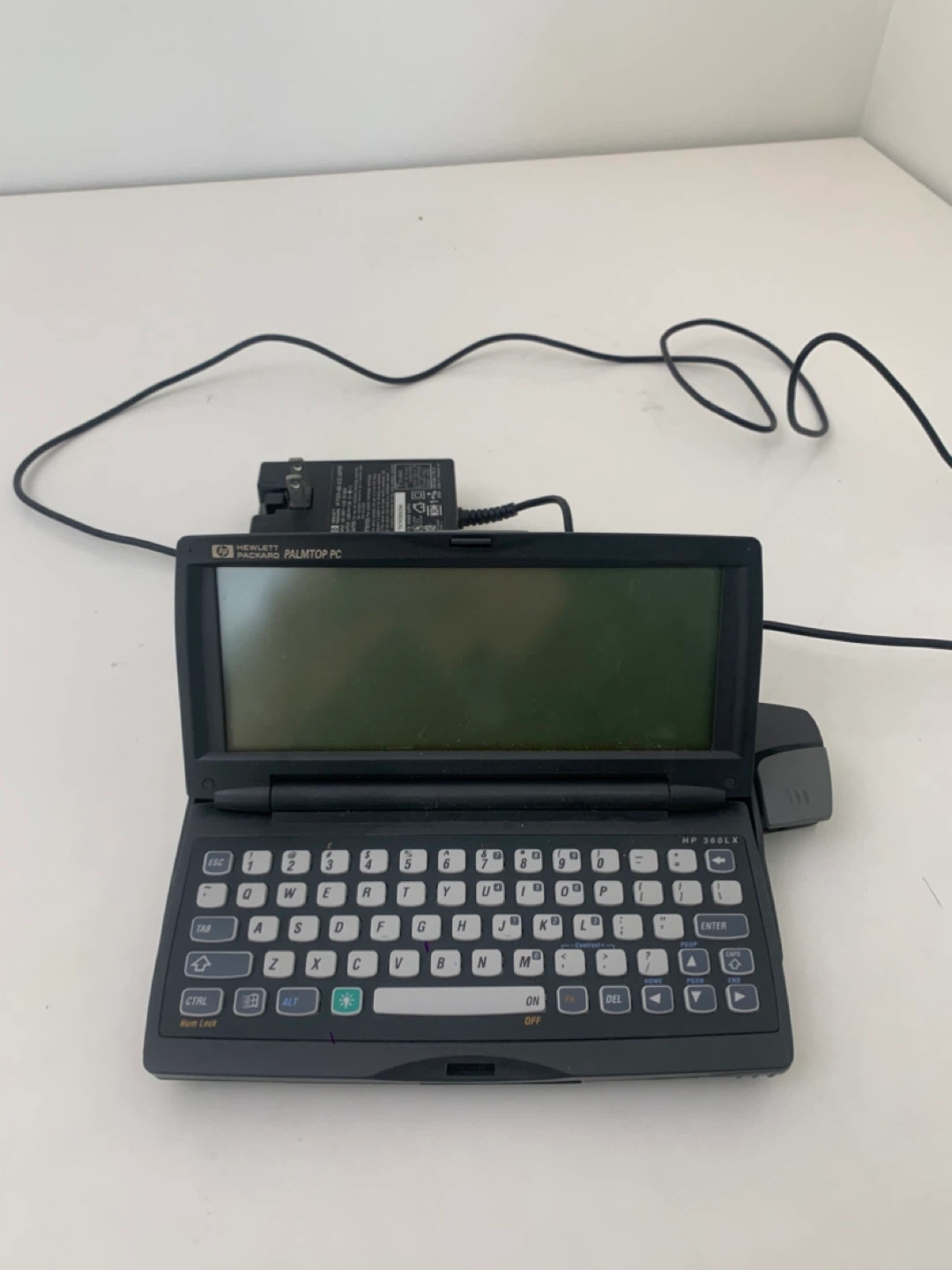 Vintage HP Palmtop PC - computer / electronics - photo 3