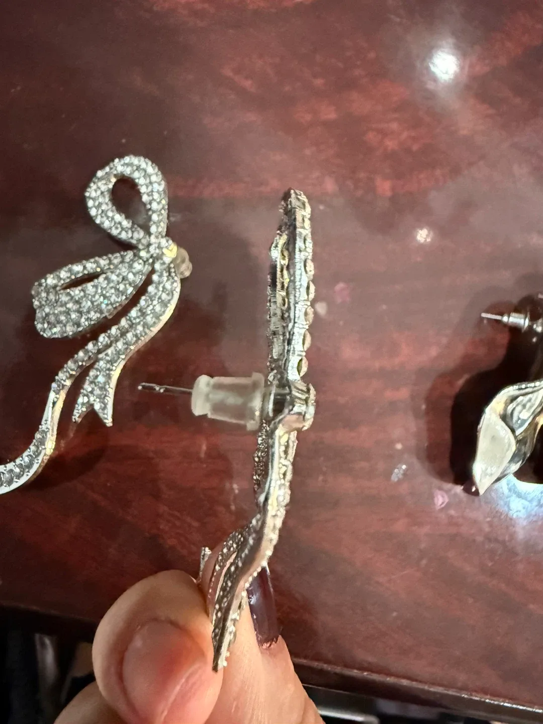 Sparkly Ribbon Earrings image indicator(2)