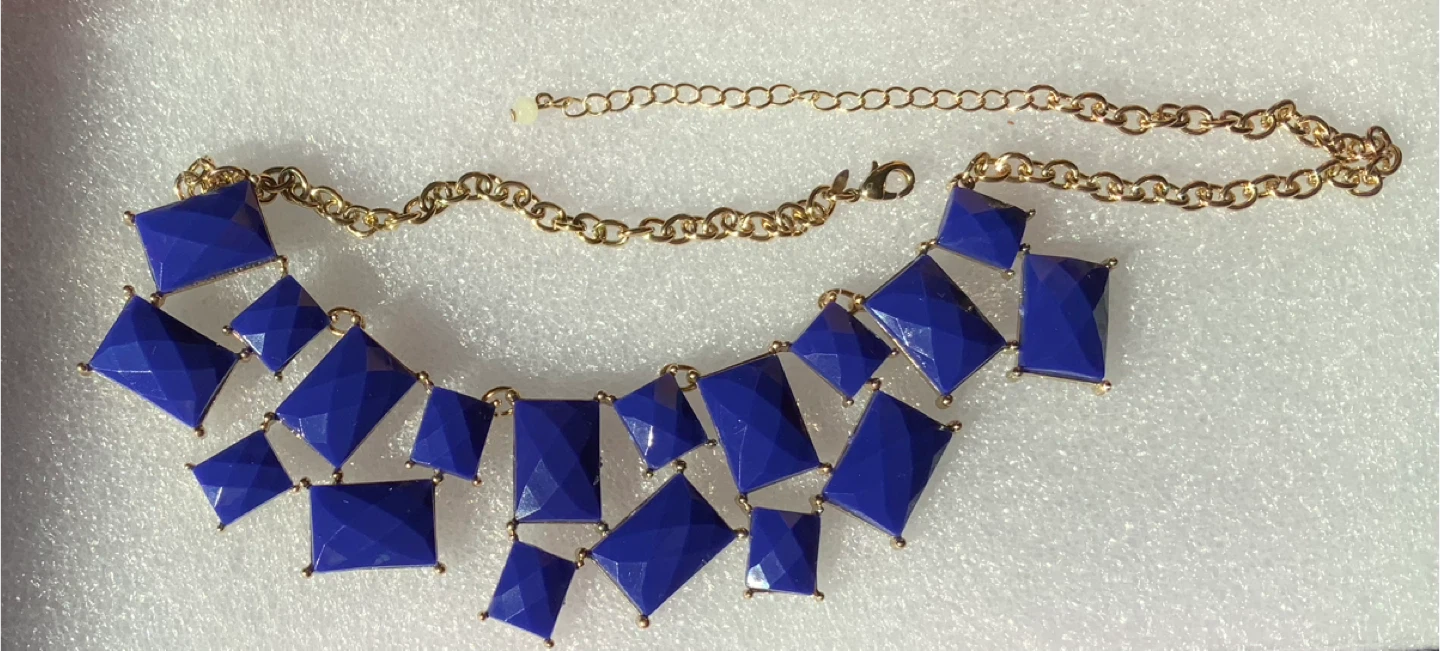 ⭐️⭐️⭐️Blue Statement Necklace