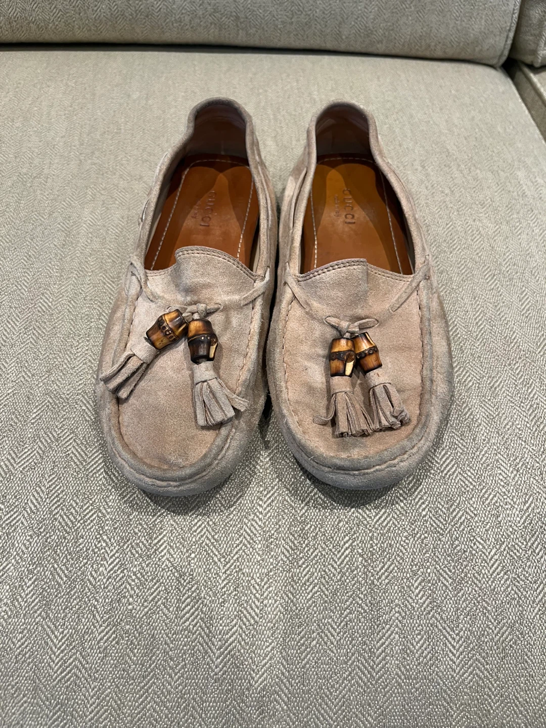 Gucci Women’s suede loafers / slippers
