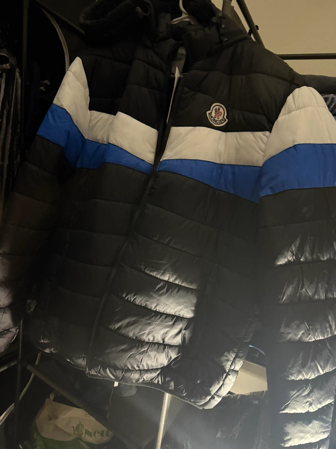 Moncler Puffer Jacket, Size L - photo 3