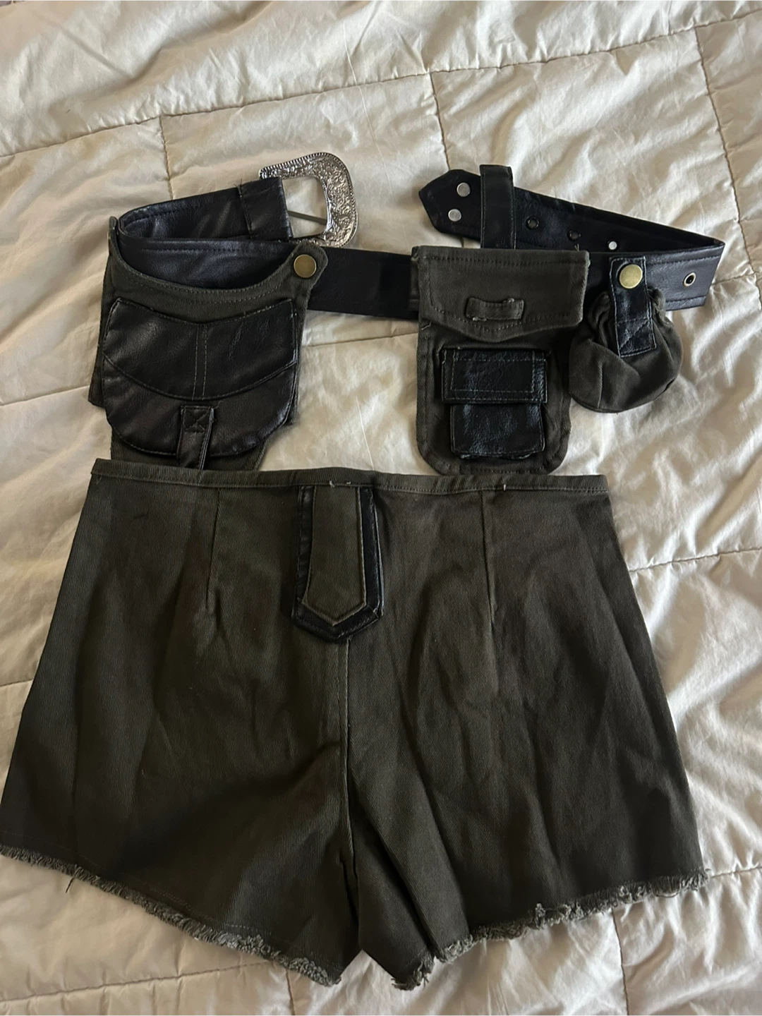 Olive Green Shorts with Black Belt - photo 5