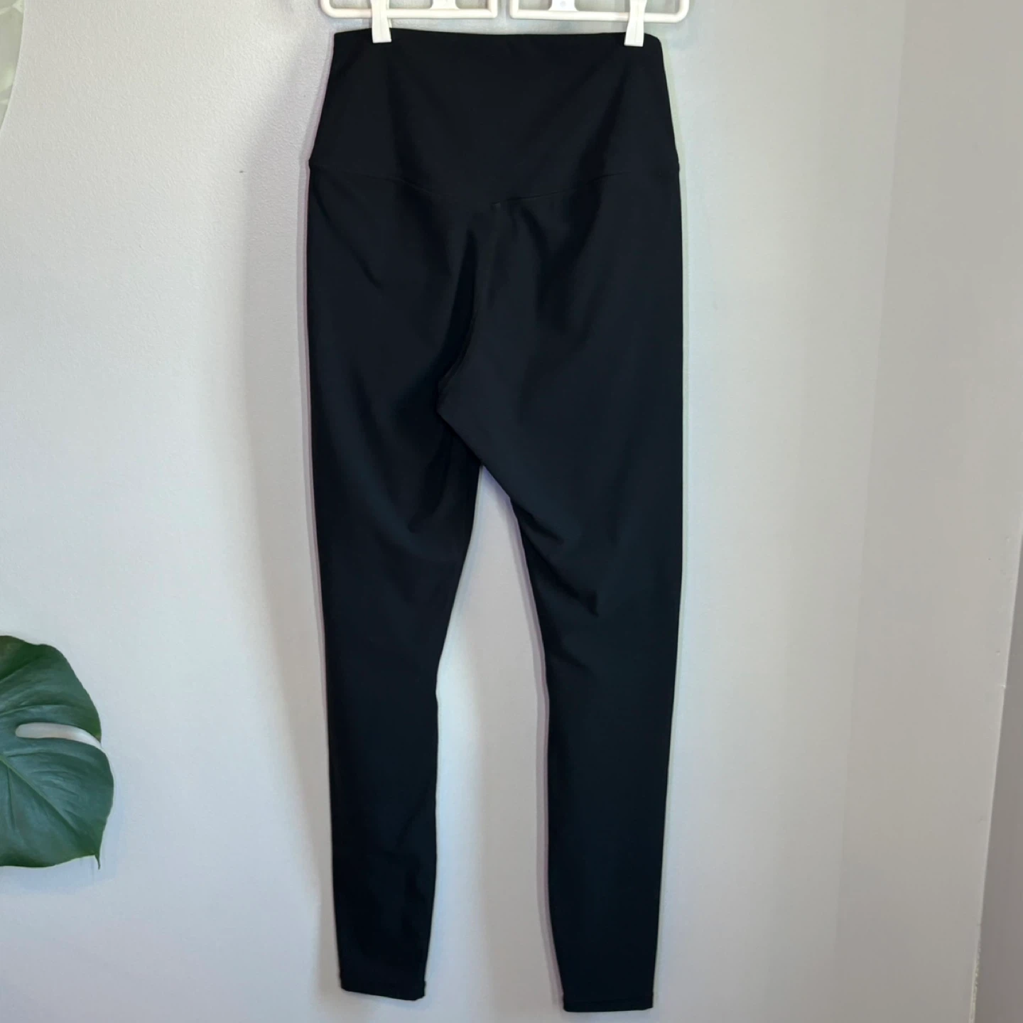 SUNZEL Black High Waisted Leggings Yoga Workout Pants Size M - photo 4