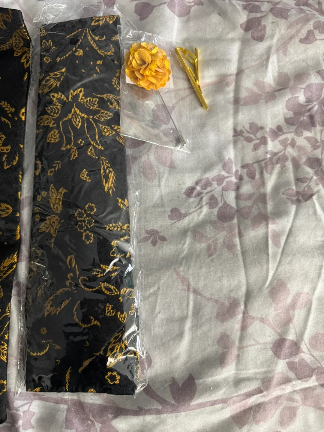 Barry Wang Black & Gold Vest Set - New image indicator(3)