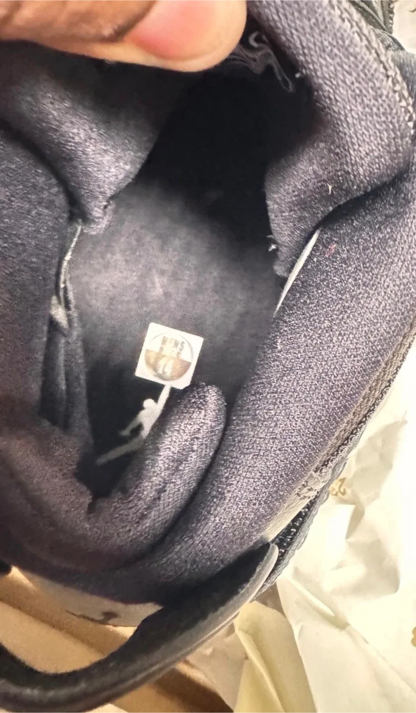 Air Jordan 6 Rings Black, Size 14 image indicator(4)