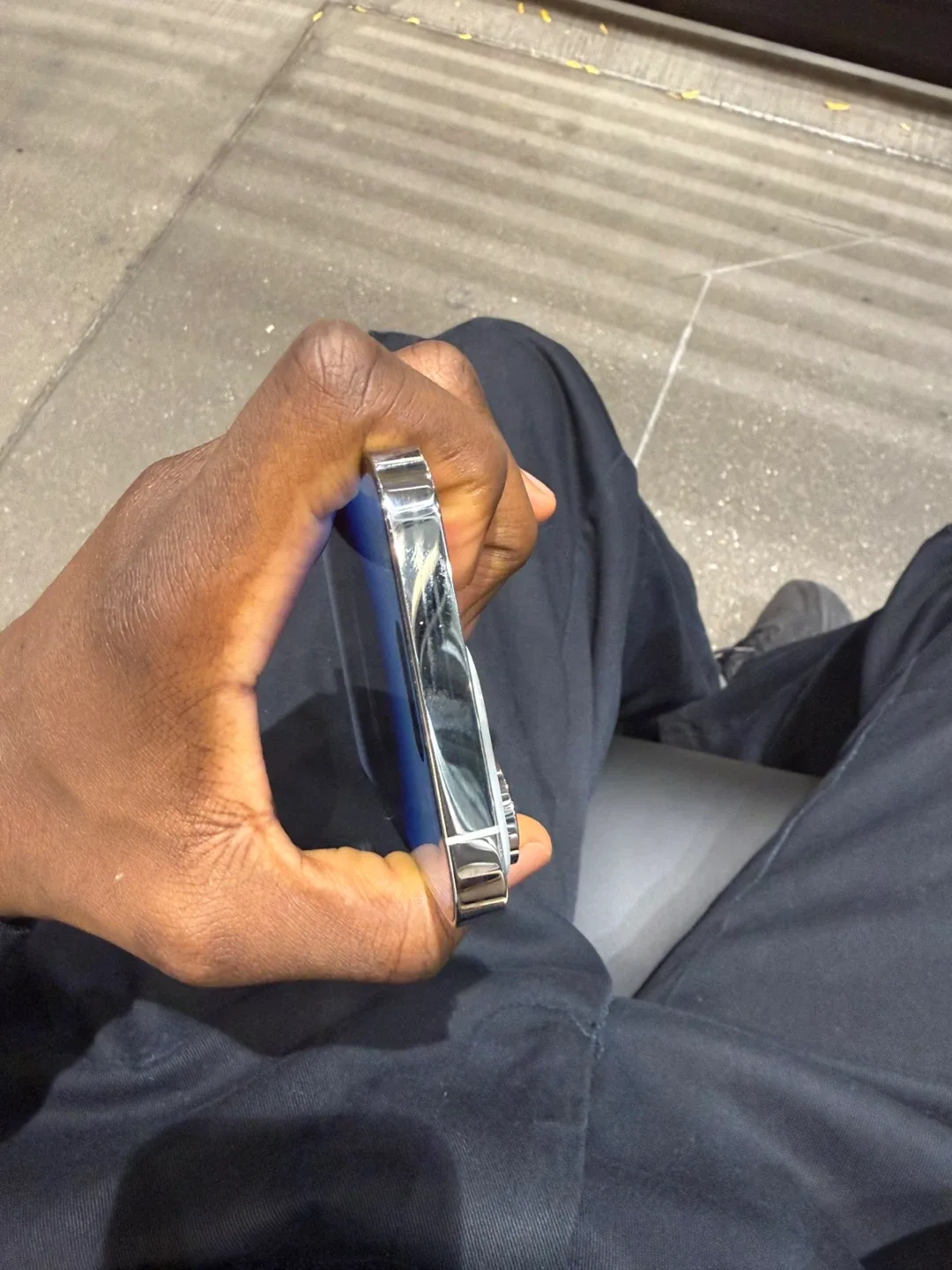 iPhone 14 Pro Silver image indicator(6)