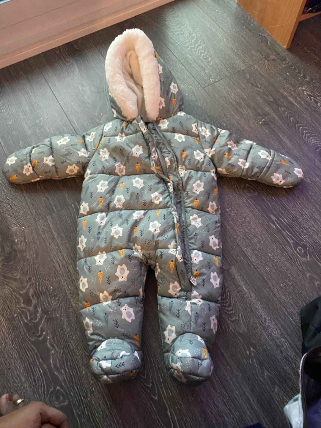 George Baby Snowsuit - 3-6M - photo 3