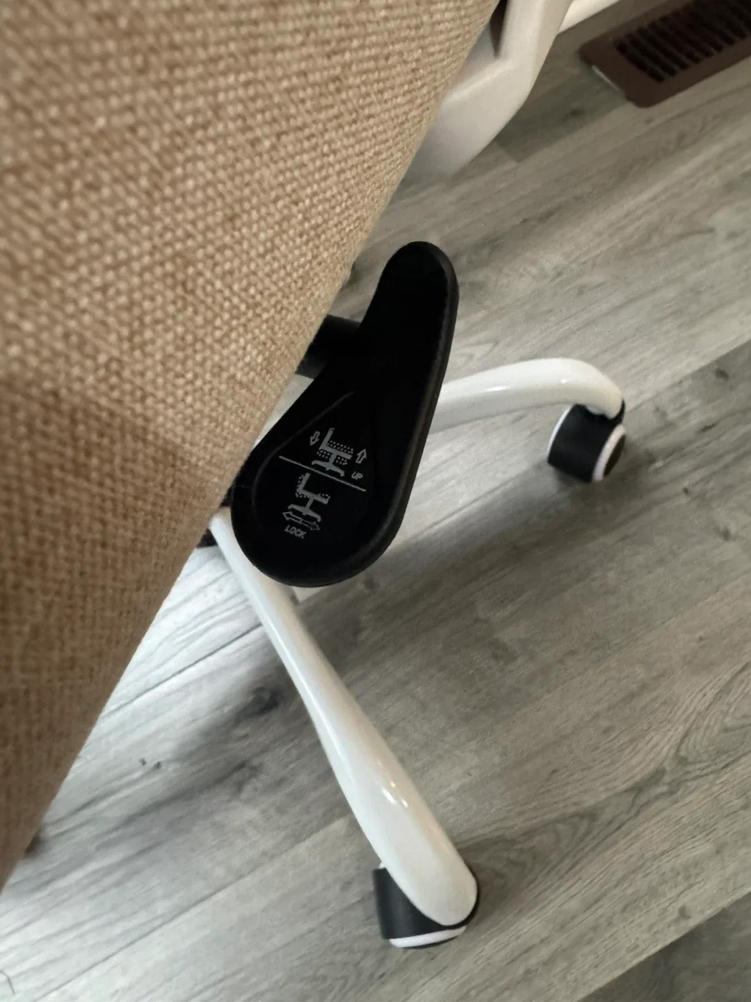 Ergonomic Office Chair - Beige & White image indicator(4)