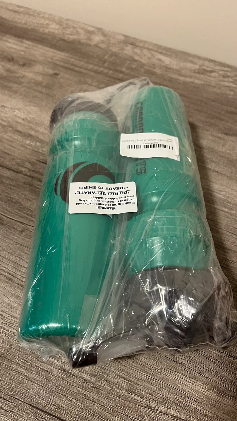 New Training Sports Water Bottles - Set of 2 image indicator(2)