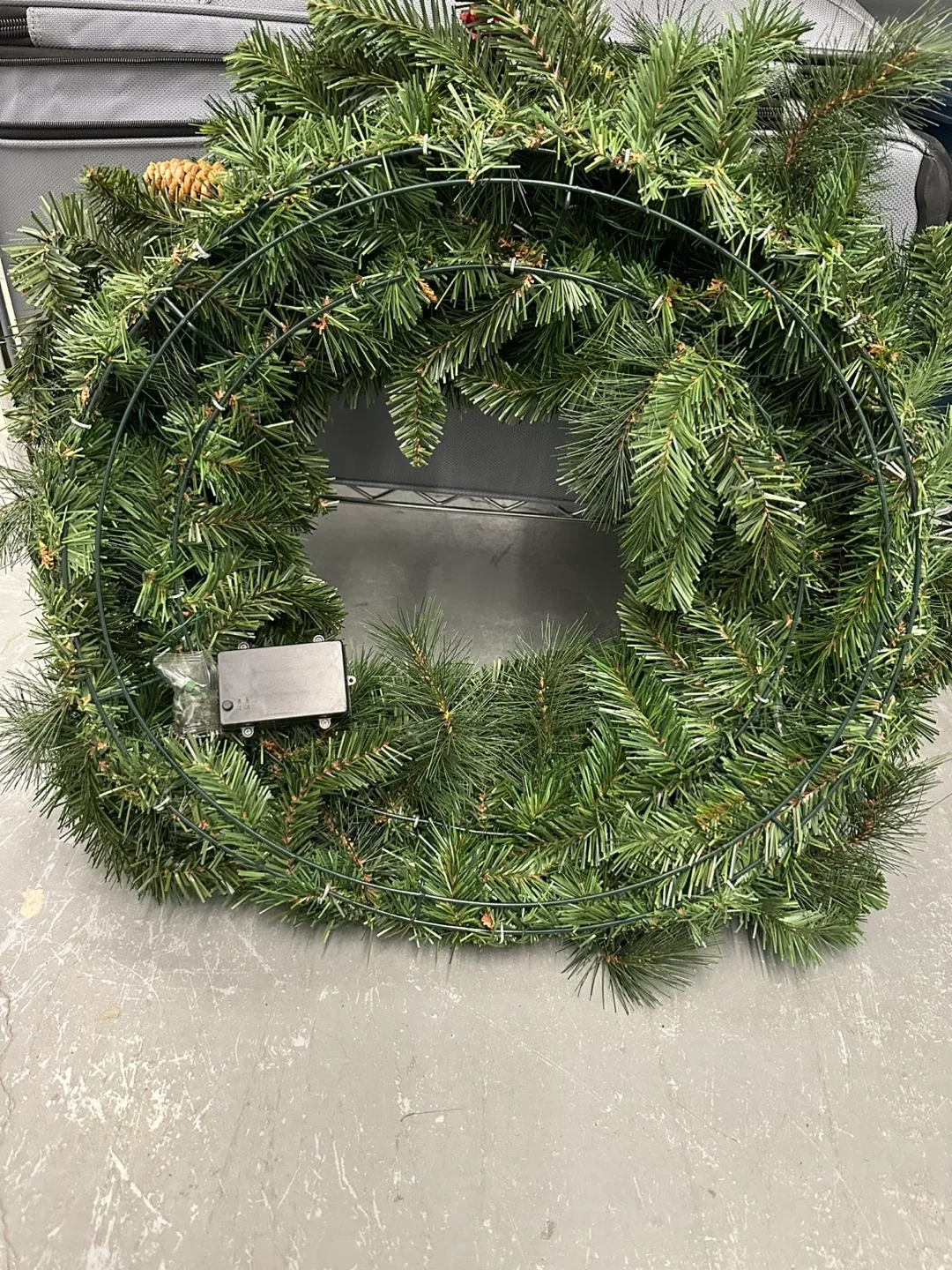 Christmas Wreath w/Lights Pinecones & Berries - 22” image indicator(5)