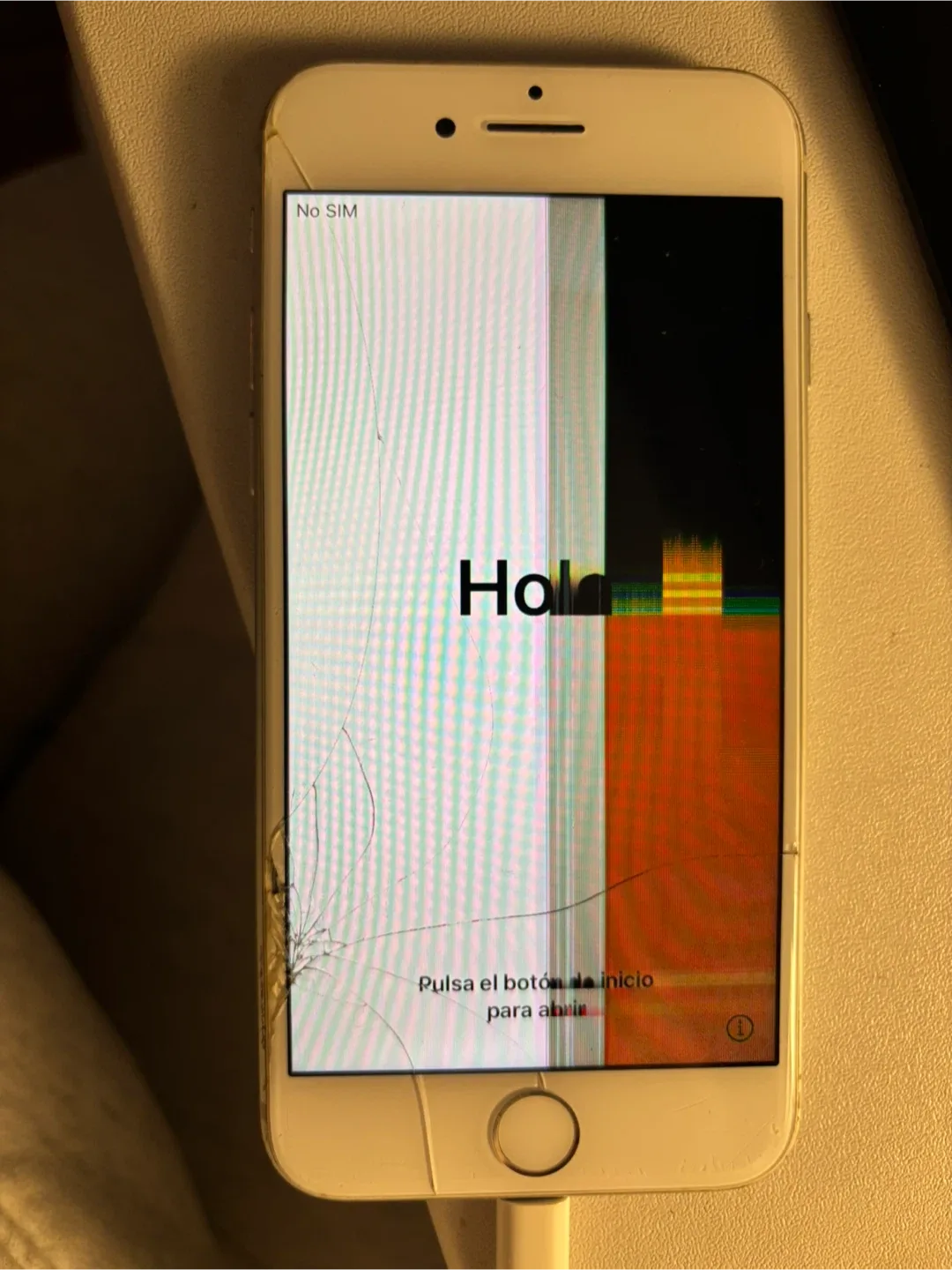 Cracked iPhone 8 - For Parts image indicator(2)