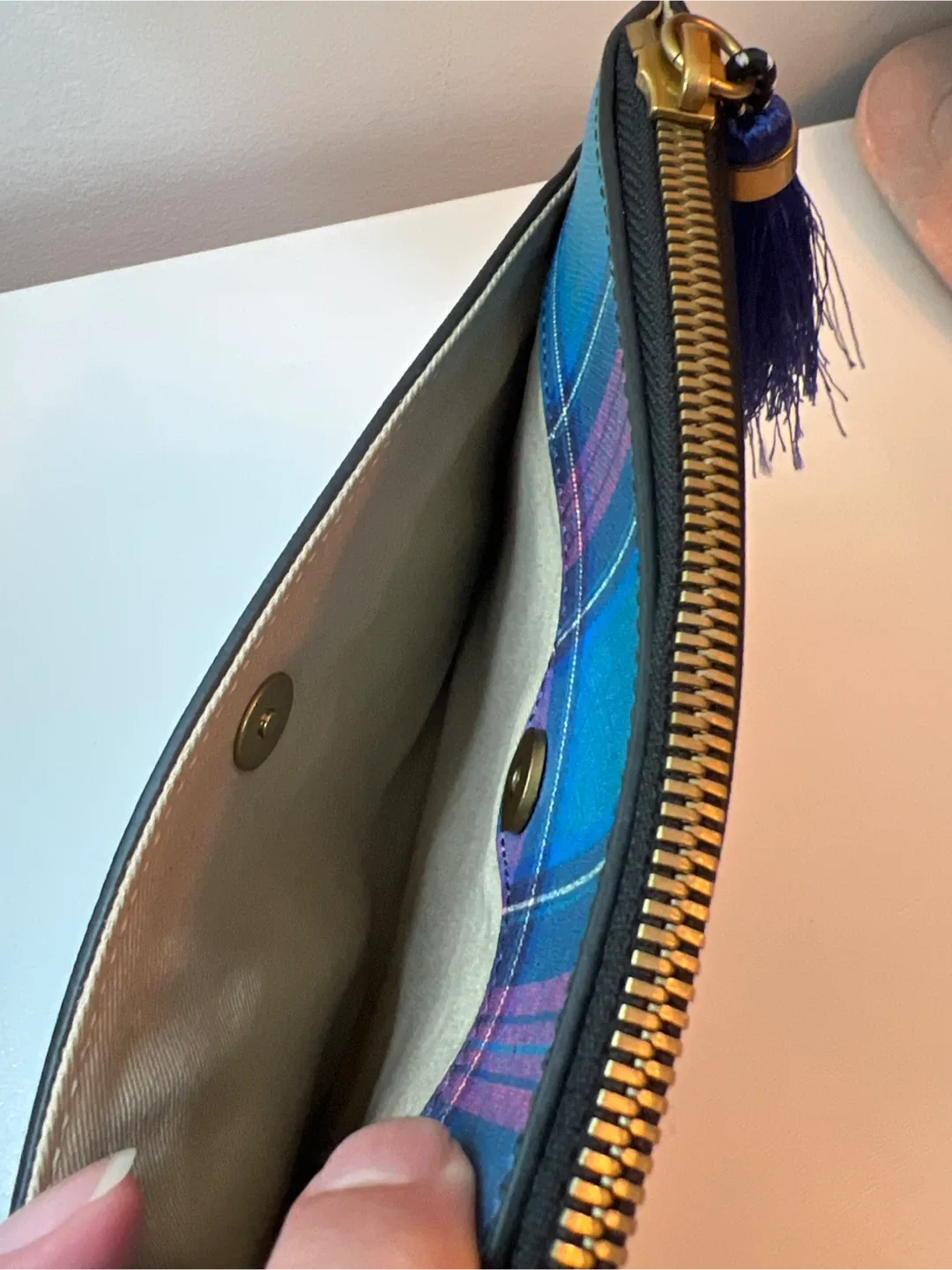 New Unused 100% Leather J.Crew Plaid Leather Pouch image indicator(3)