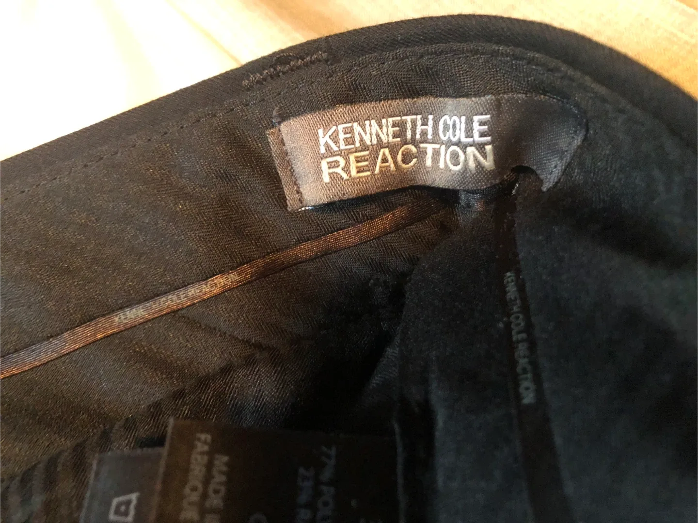 Kenneth Cole Reaction and other brands image indicator(5)