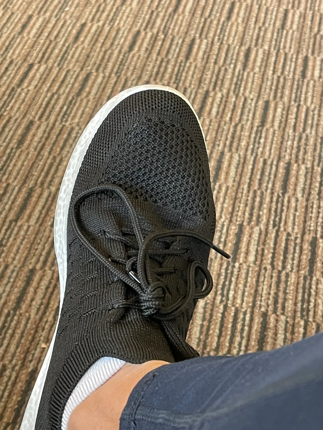 DAISKIN Black Running Shoes image indicator(2)