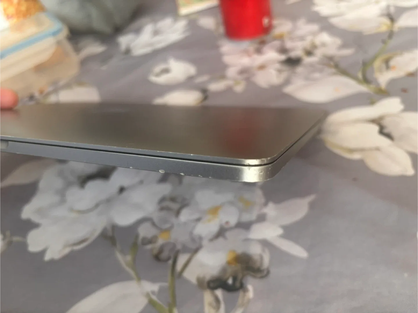 MacBook Pro 13-inch M2, 8GB RAM, 256GB SSD image indicator(2)