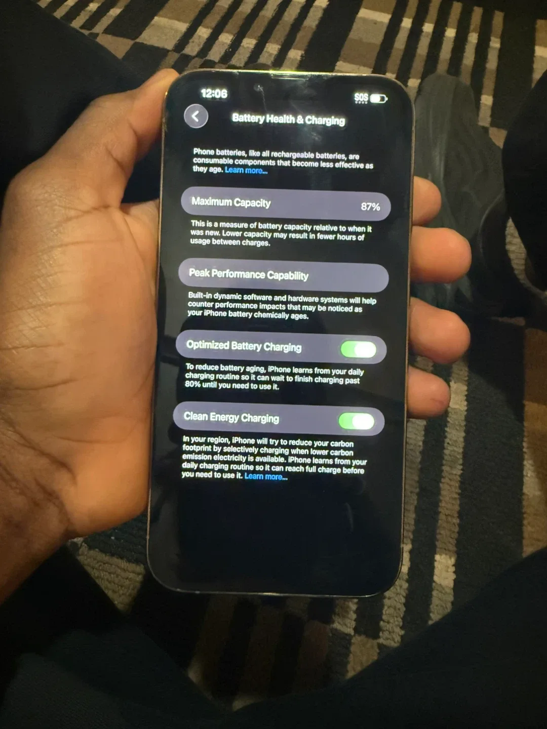 iPhone 13 Pro Max Gold image indicator(6)