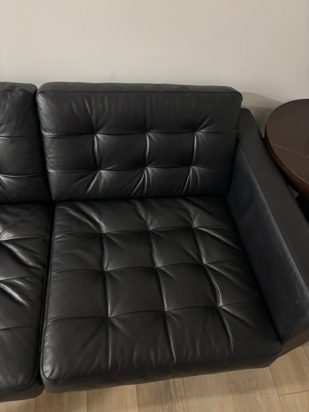Black Leather 2-Seater Sofa - photo 3