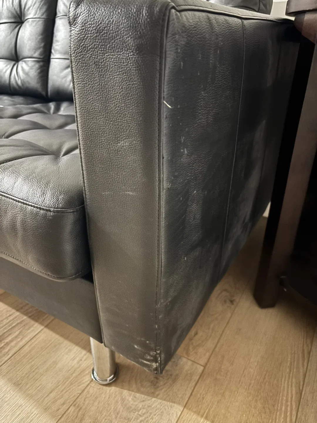 Black Leather 2-Seater Sofa image indicator(2)