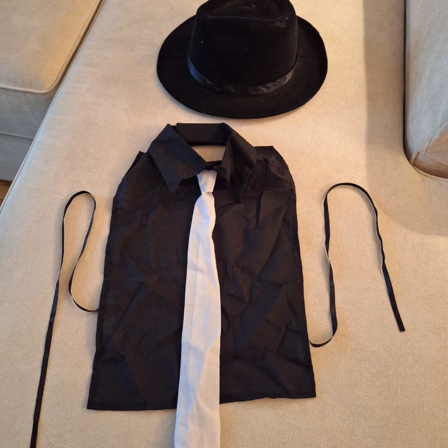 Spirit Gangster Costume - Adult Medium image indicator(5)