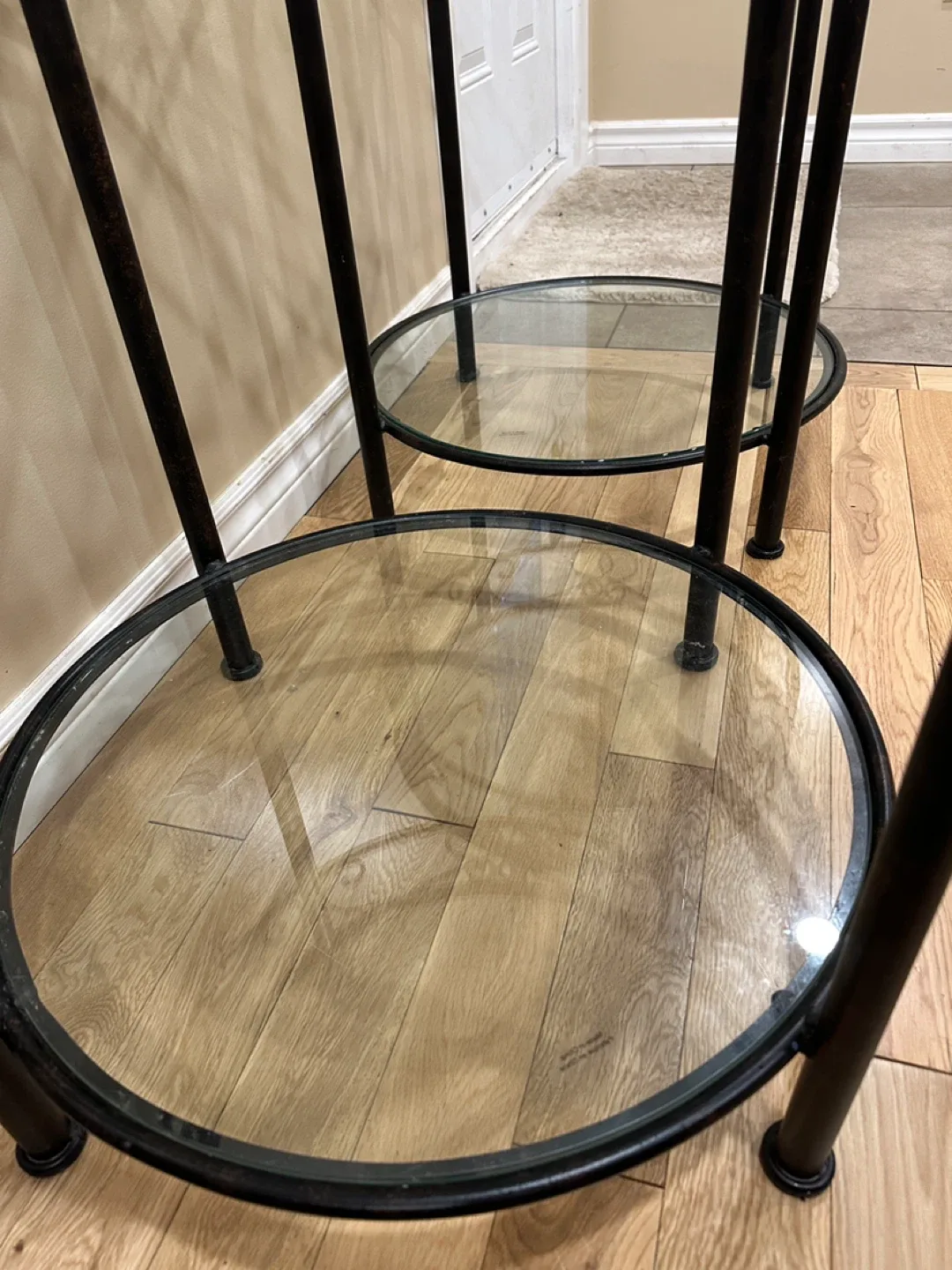 Elegant Pair of Glass Side Tables (CAN DELIVER) image indicator(6)