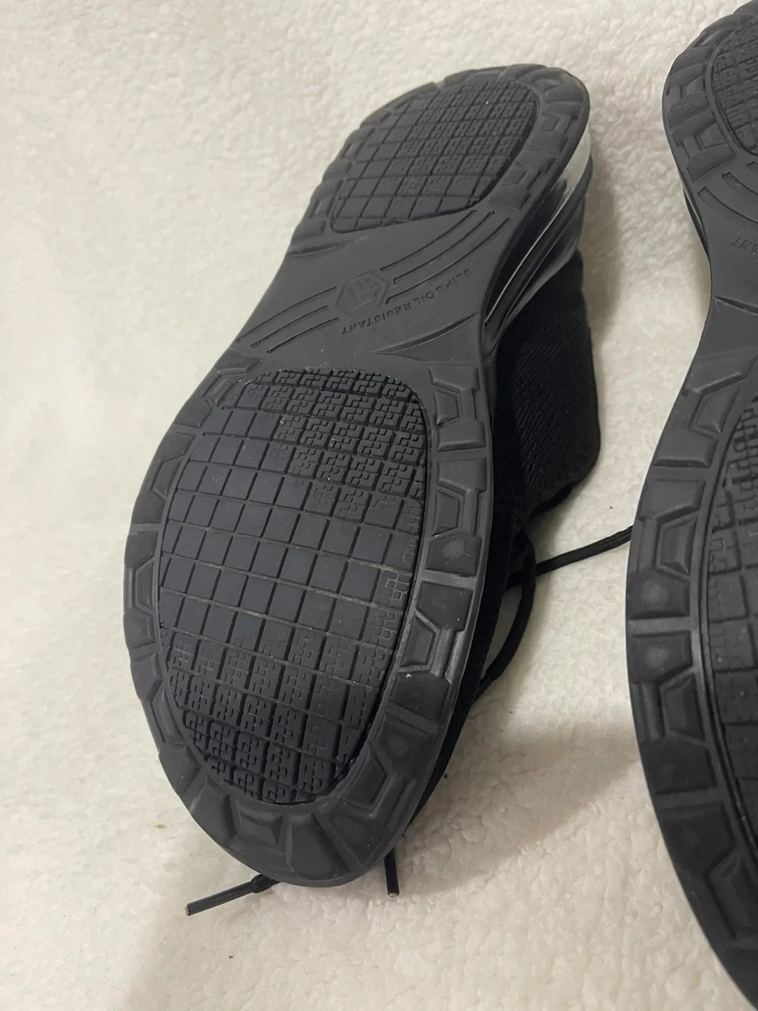 Mens10W LARNMERN Black Non Slip Work Shoes Size: Mens 10 wide image indicator(6)