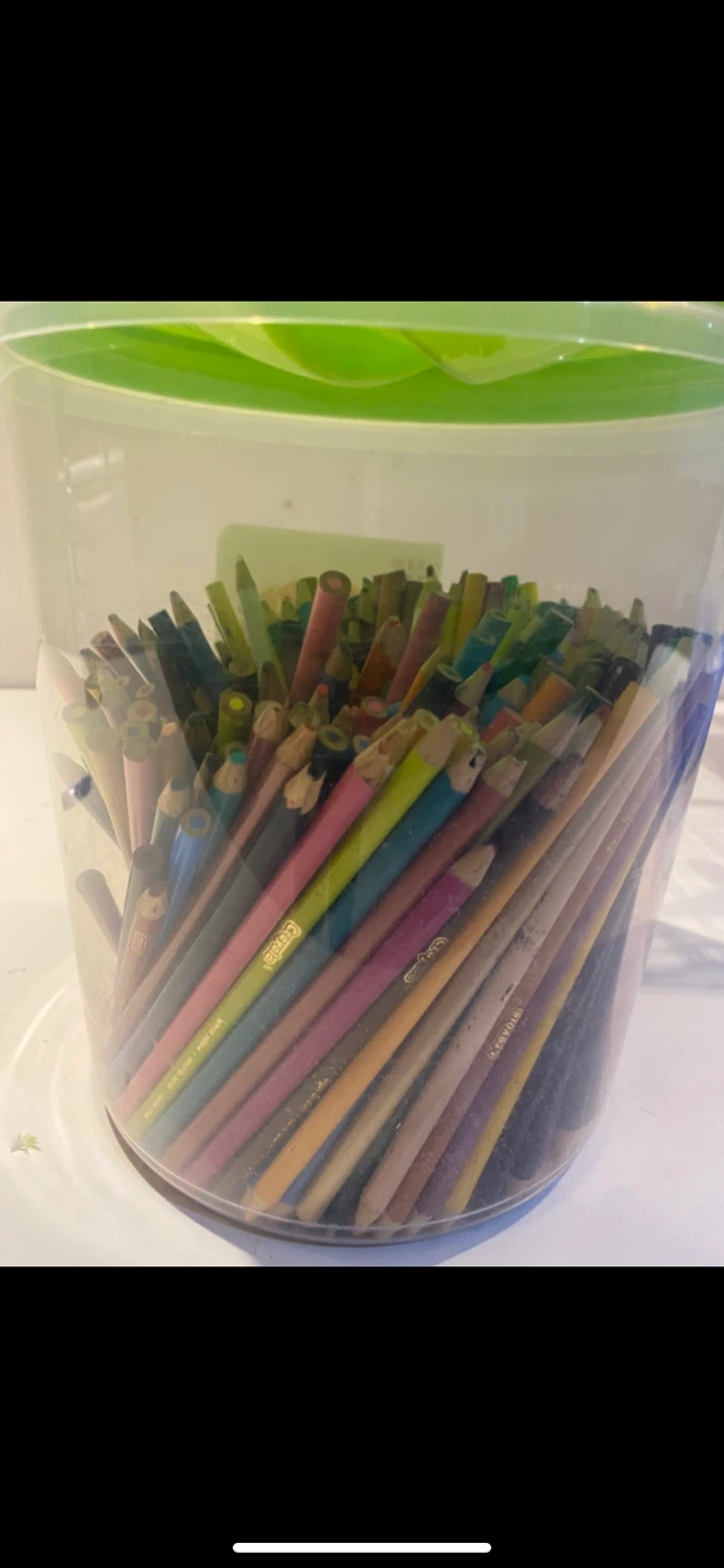 Pencil Crayons - photo 3