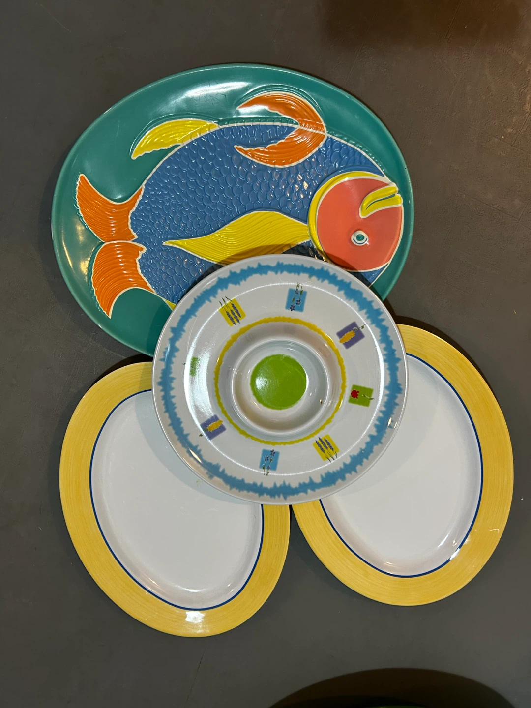 Colourful Plastic party trays