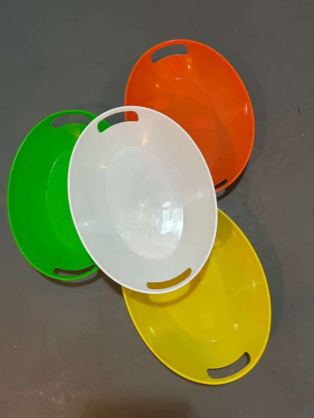 Assorted Colourful Plastic party trays Sleds image indicator(3)