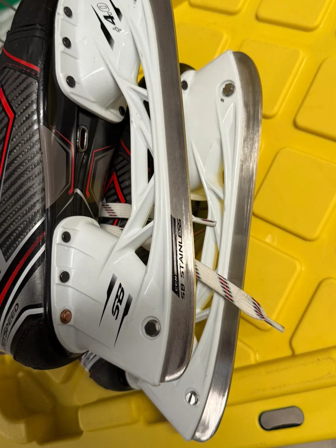 Hockey Skates CCM Jetspeed FT360 image indicator(7)