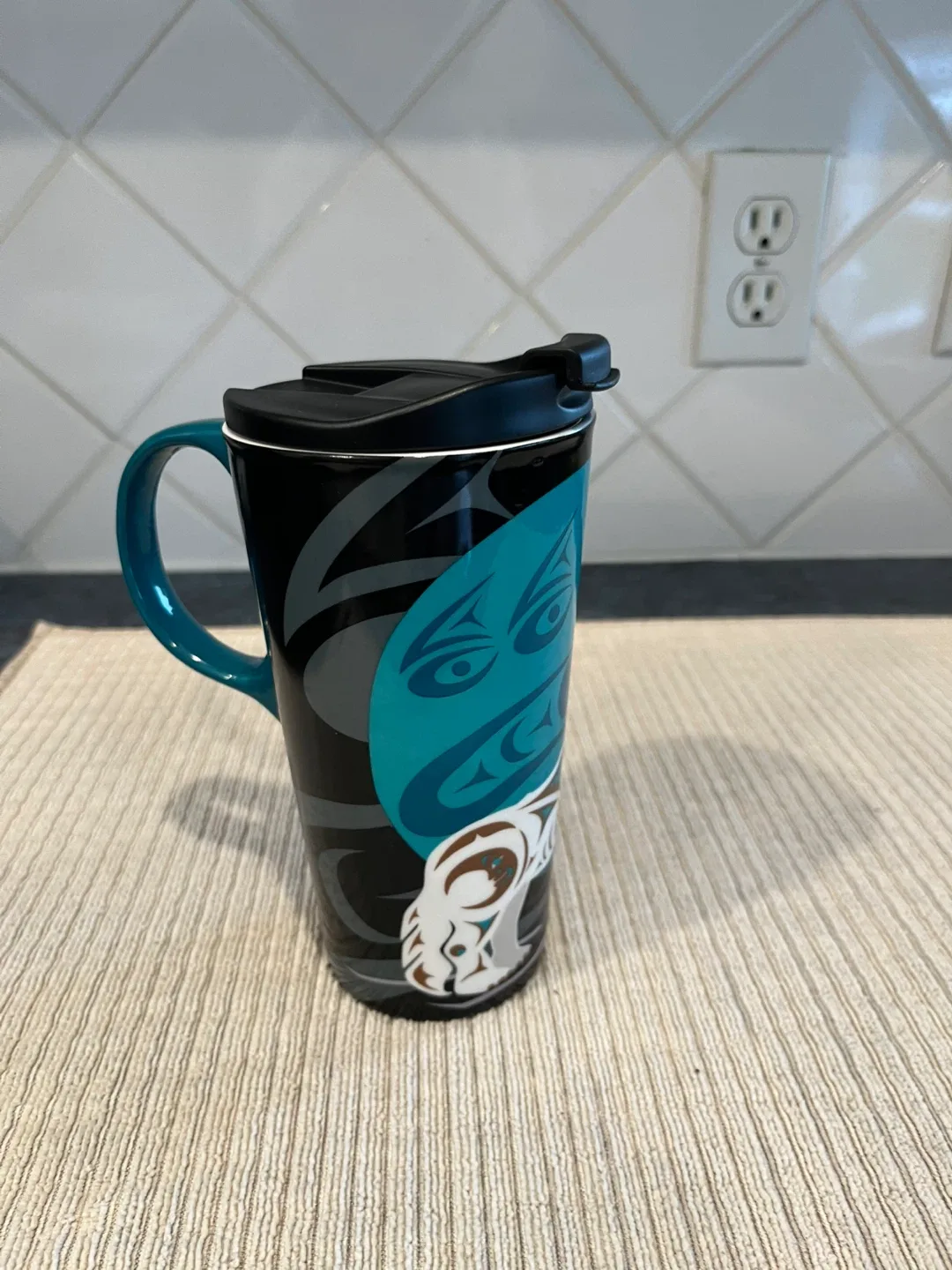 Native Preserve Vancouver Travel Mug image indicator(2)