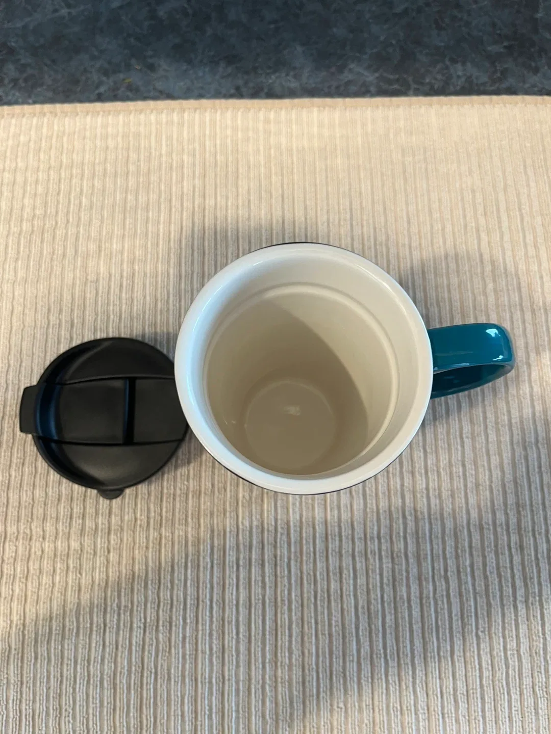 Native Preserve Vancouver Travel Mug image indicator(3)