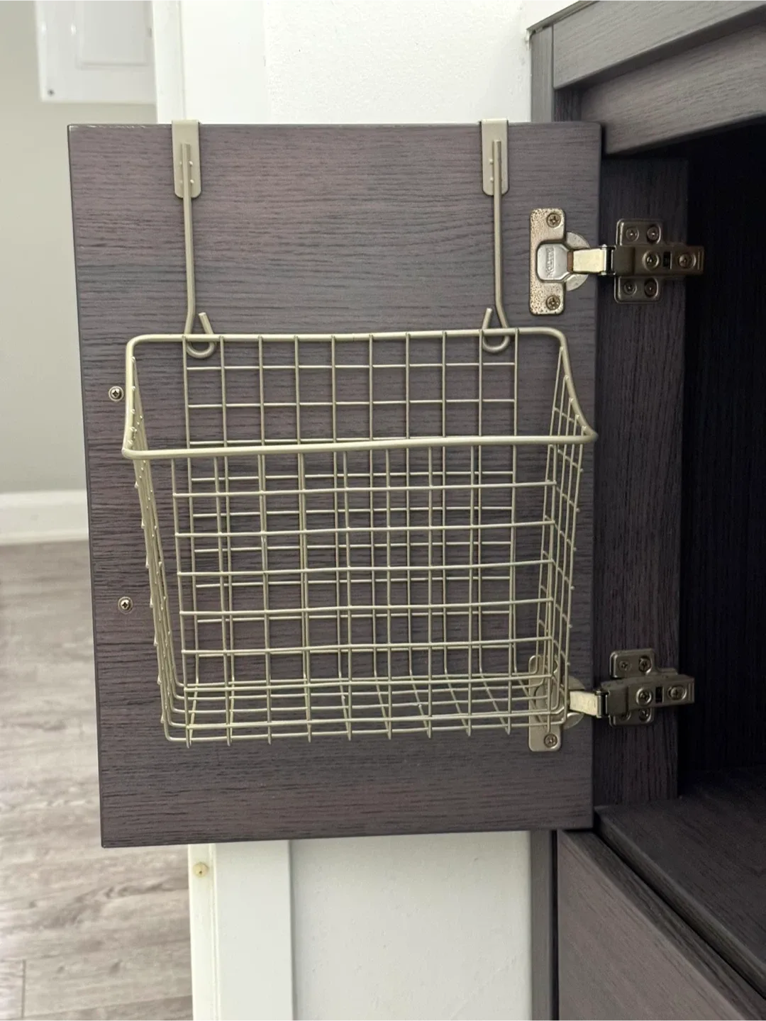 Premium No Rust Over the Cabinet Door Organizer Basket thumbnail