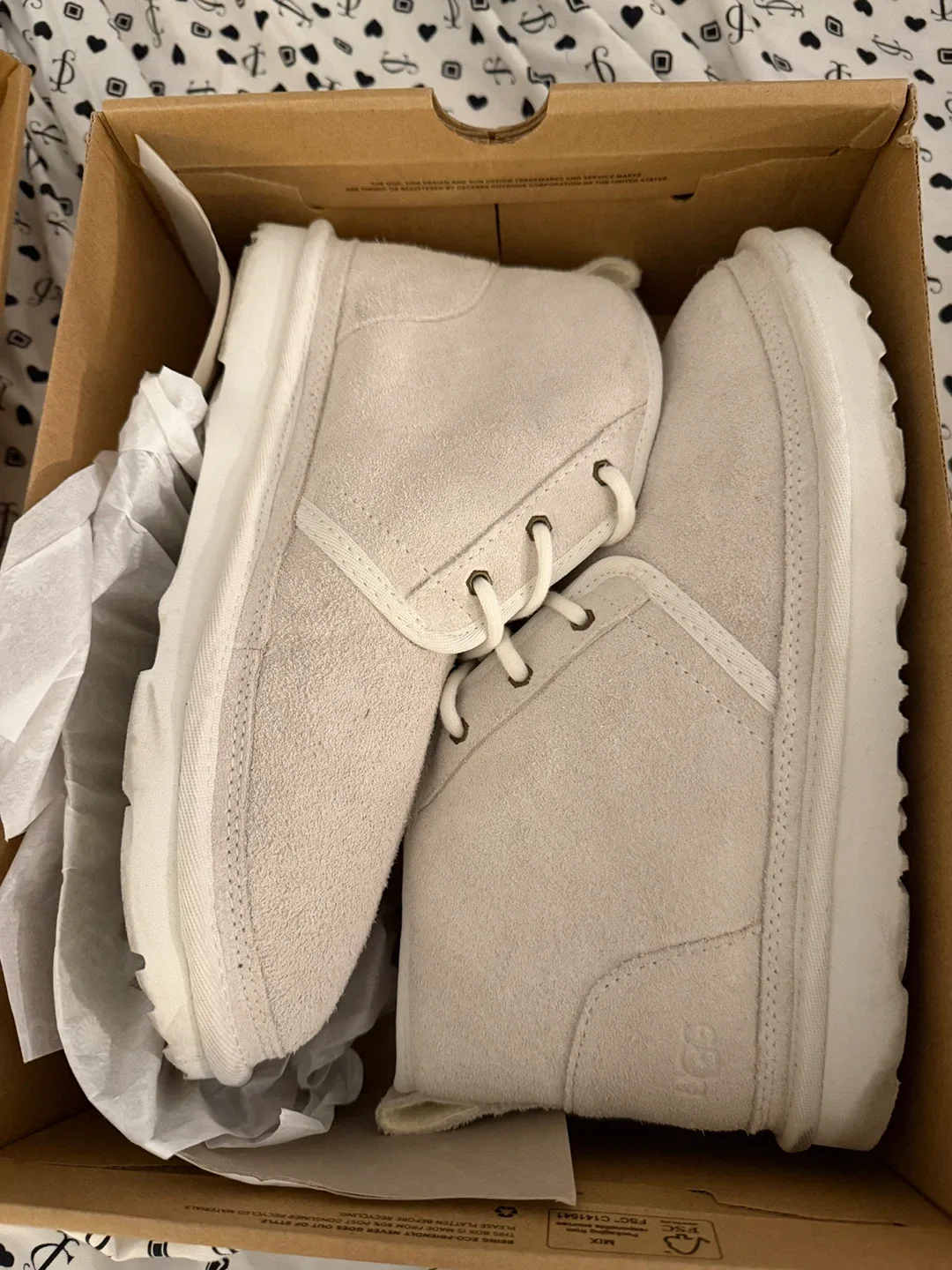 UGG Chukka Neumel Boot - Size 6 kids image indicator(2)