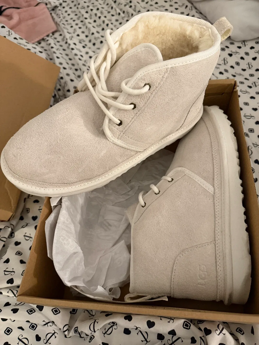 UGG Chukka Neumel Boot - Size 6 kids image indicator(3)