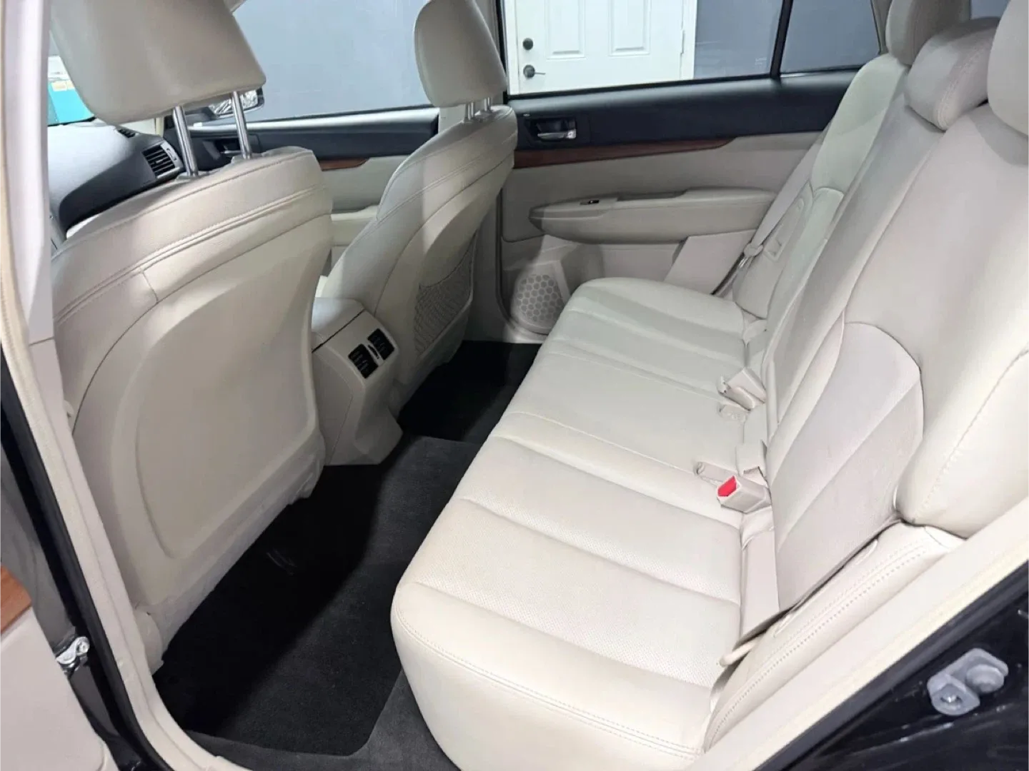 2013 Subaru Outback image indicator(7)